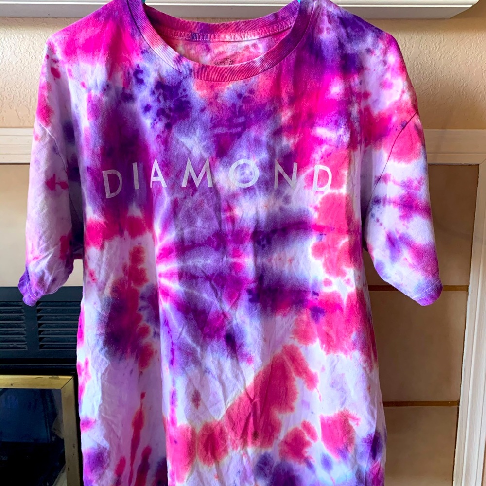 Custom tie-dye Diamond Supply tee